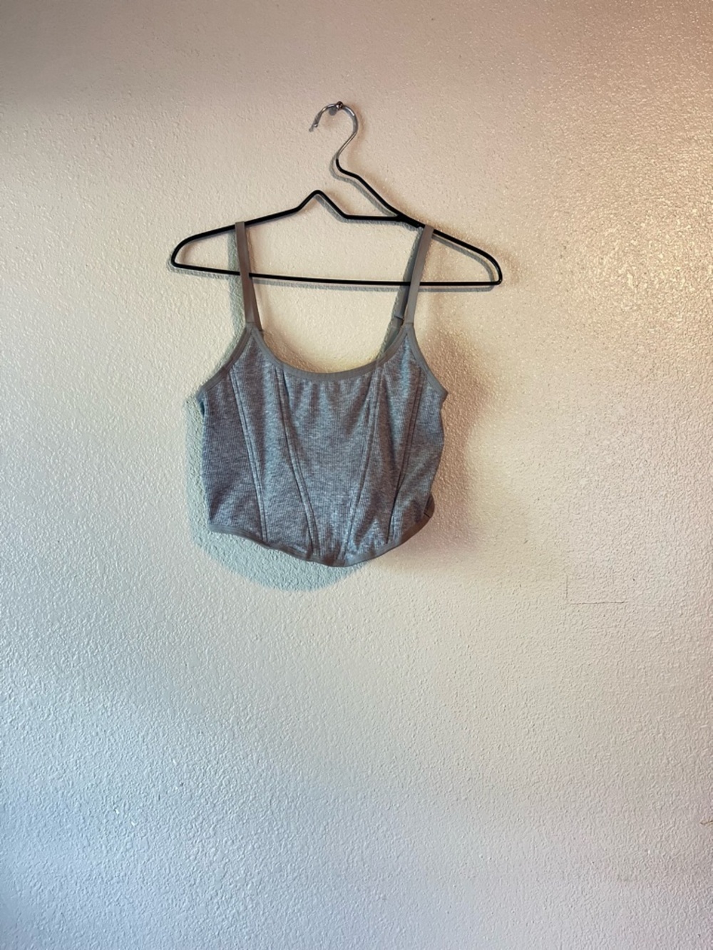 COLSIE Gray crop top